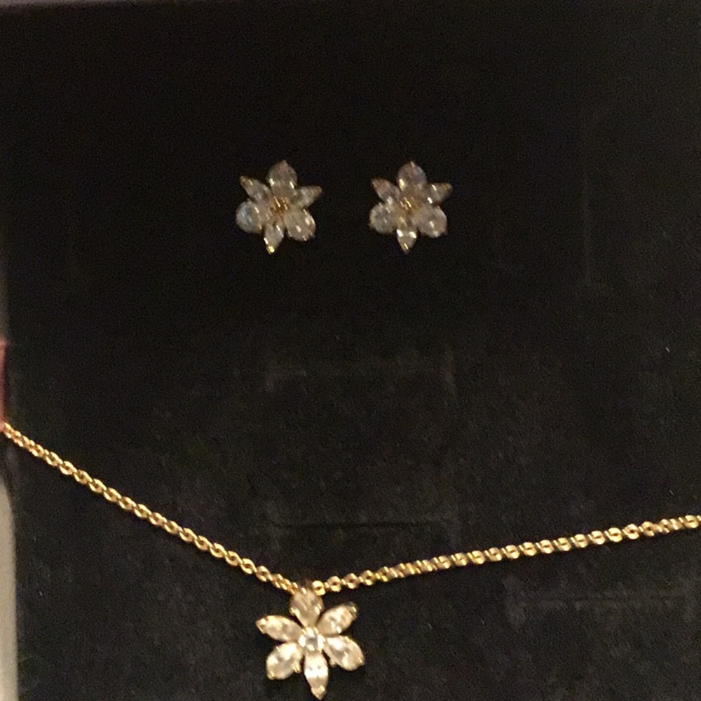 sparkling herbarium cluster pendant gold plated w/ matching earring studs
